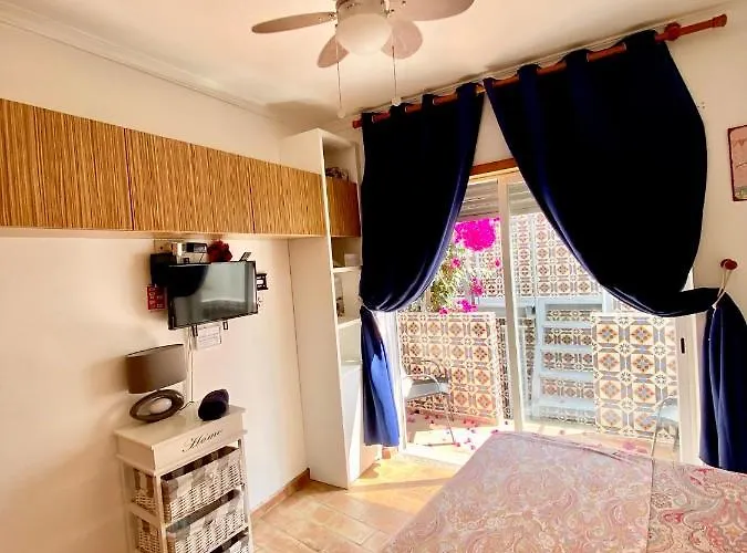 Мини-отель Zenit Budget Basicinn *