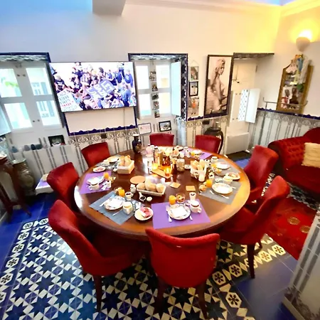 Zenit Budget Basicinn Ext Prive Bathroom Värdshus *