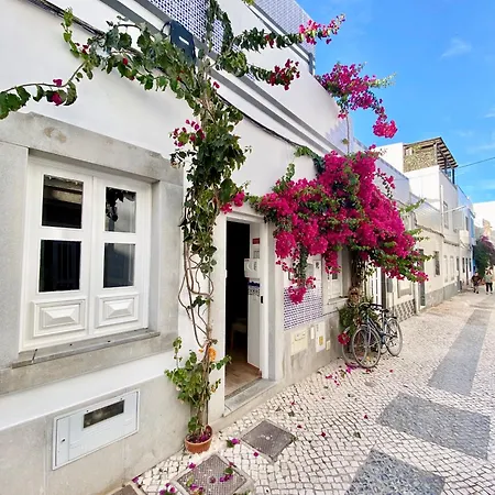 بيت ريفي Zenit Budget Basicinn Ext Prive Bathroom Olhão